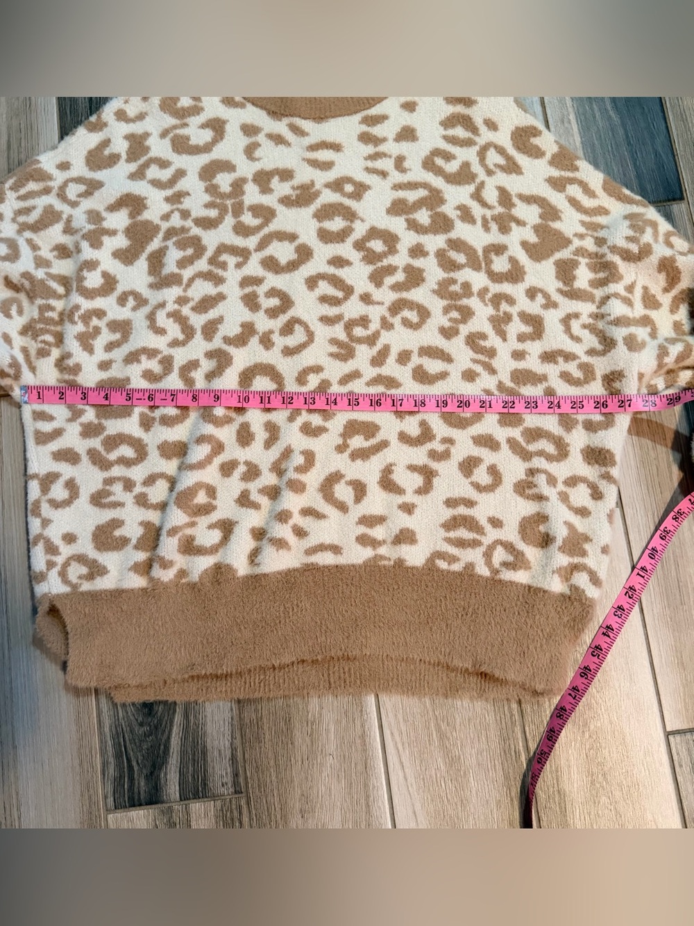 aerie Cream & Tan Leopard-Print Crewneck Sweater - Picture 4 of 13